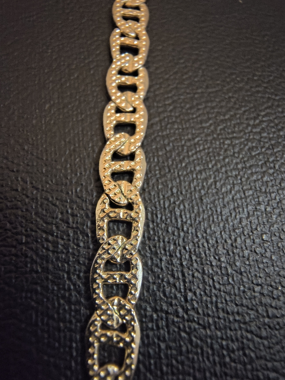 Gold Link Chain Bracelet - Women's Fashion Jewelry